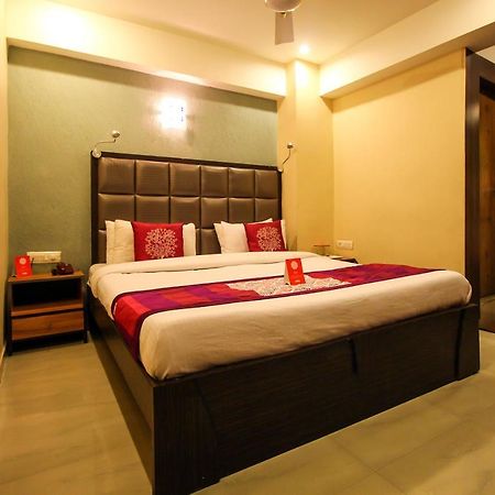 Oyo 8786 Hotel Maan Residency Ahmadabad Zewnętrze zdjęcie