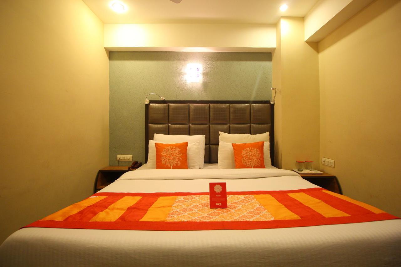 Oyo 8786 Hotel Maan Residency Ahmadabad Zewnętrze zdjęcie