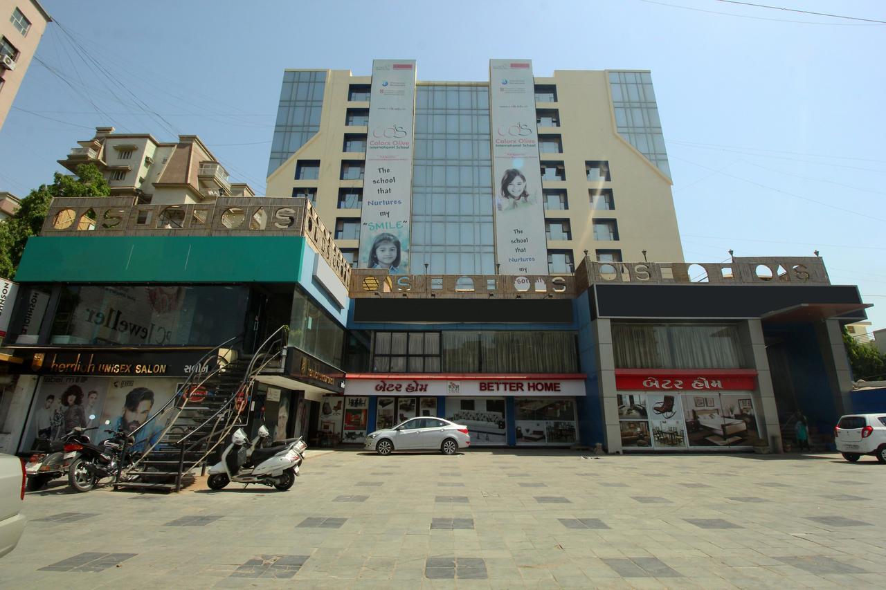 Oyo 8786 Hotel Maan Residency Ahmadabad Zewnętrze zdjęcie