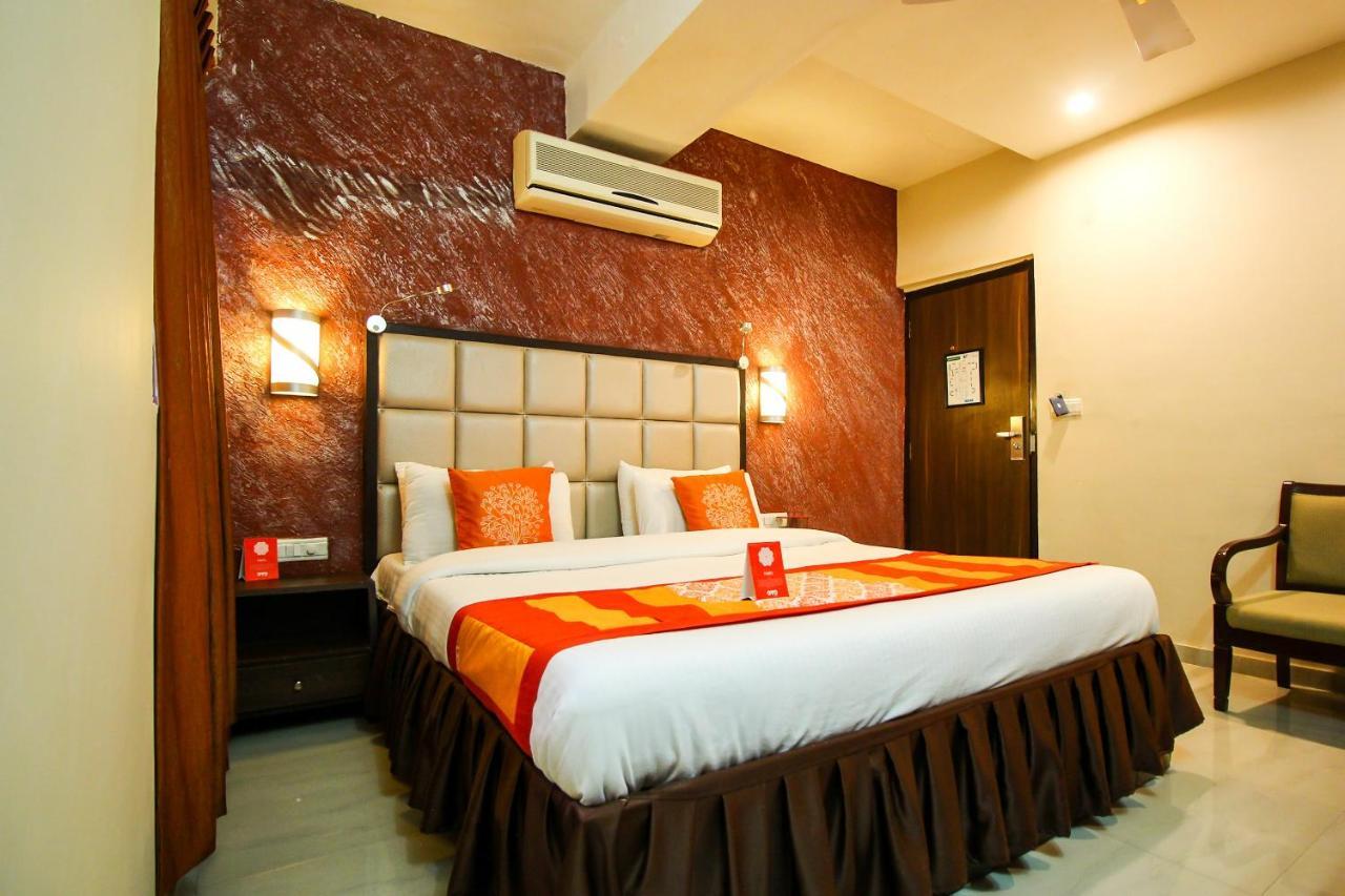 Oyo 8786 Hotel Maan Residency Ahmadabad Zewnętrze zdjęcie