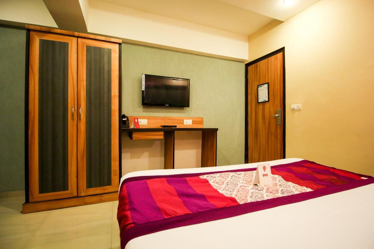 Oyo 8786 Hotel Maan Residency Ahmadabad Zewnętrze zdjęcie