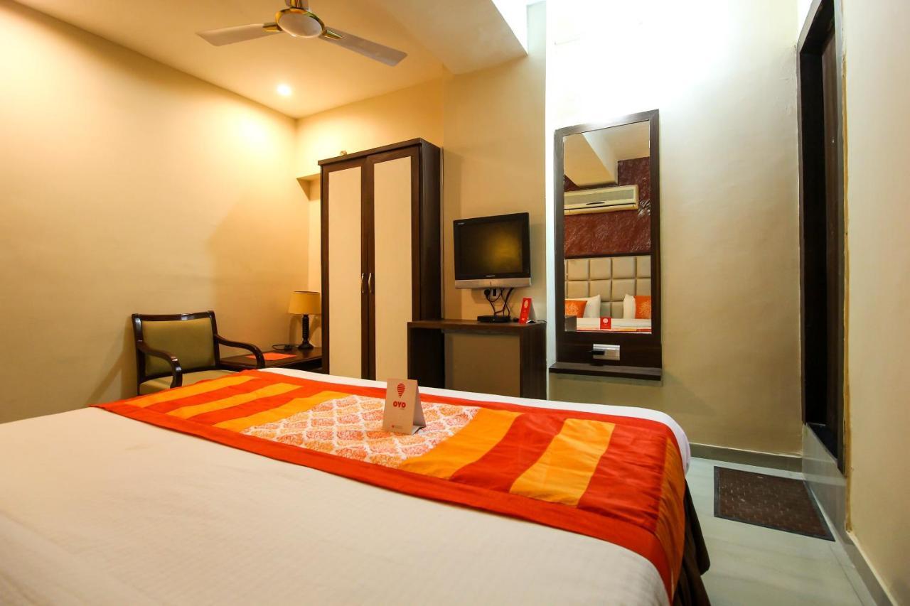 Oyo 8786 Hotel Maan Residency Ahmadabad Zewnętrze zdjęcie